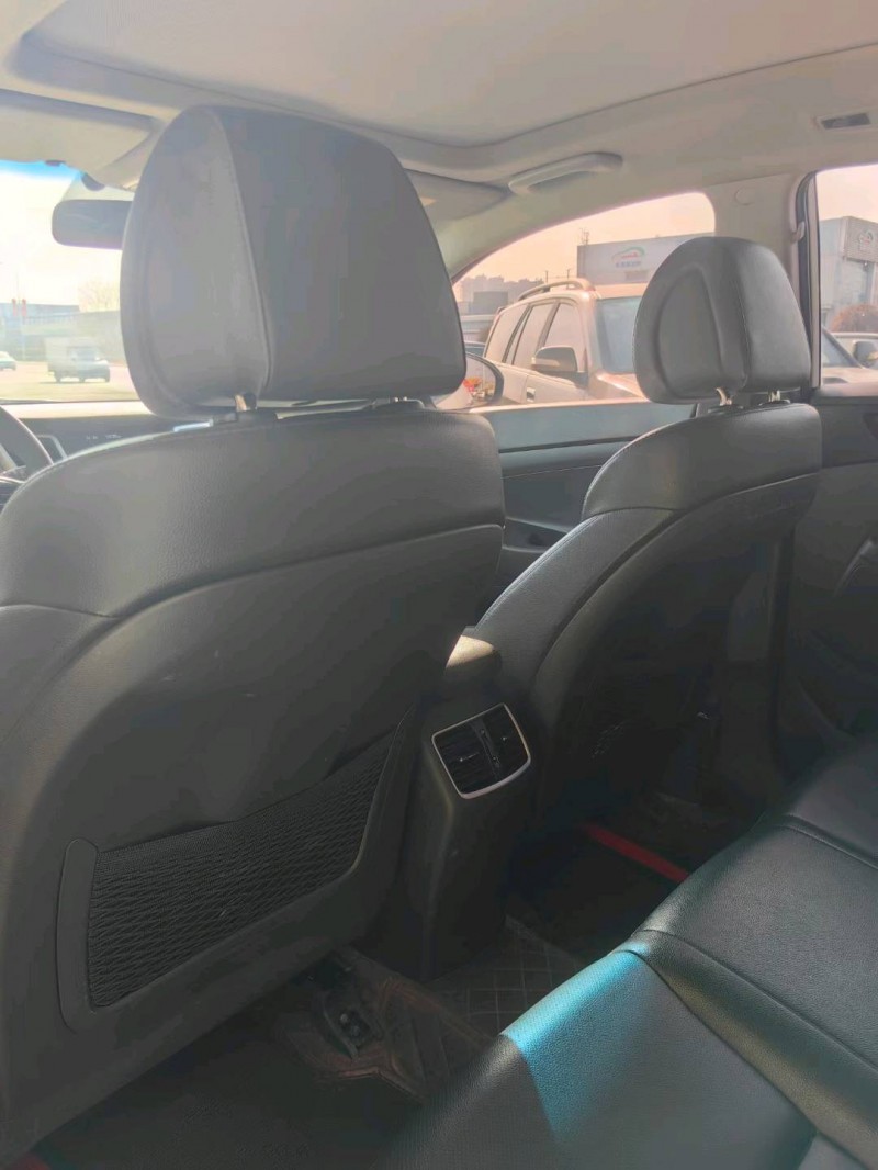 保定17年现代途胜6