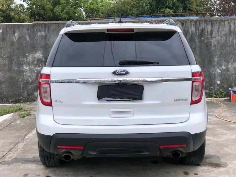 汕头15年福特探索者5