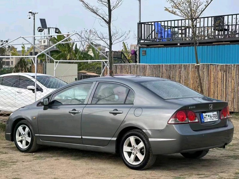 汕头14年本田思铭6