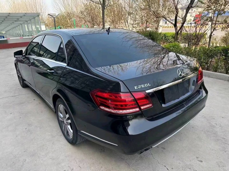 东营14年奔驰E8