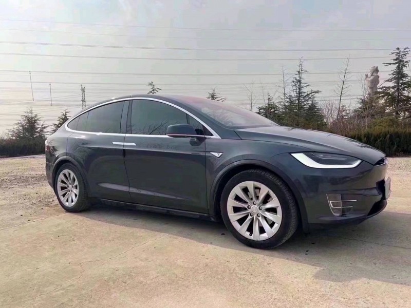 棗莊17年特斯拉MODEL X3