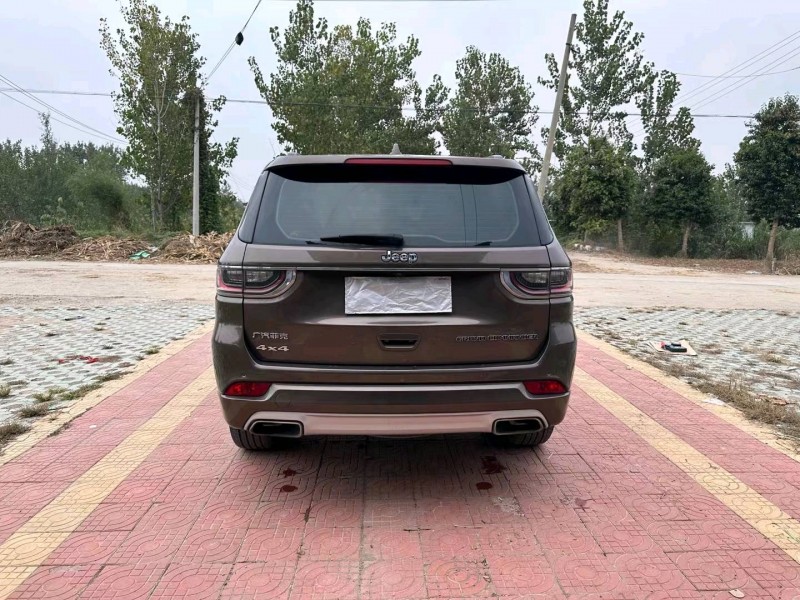 徐州18年Jeep指挥官9