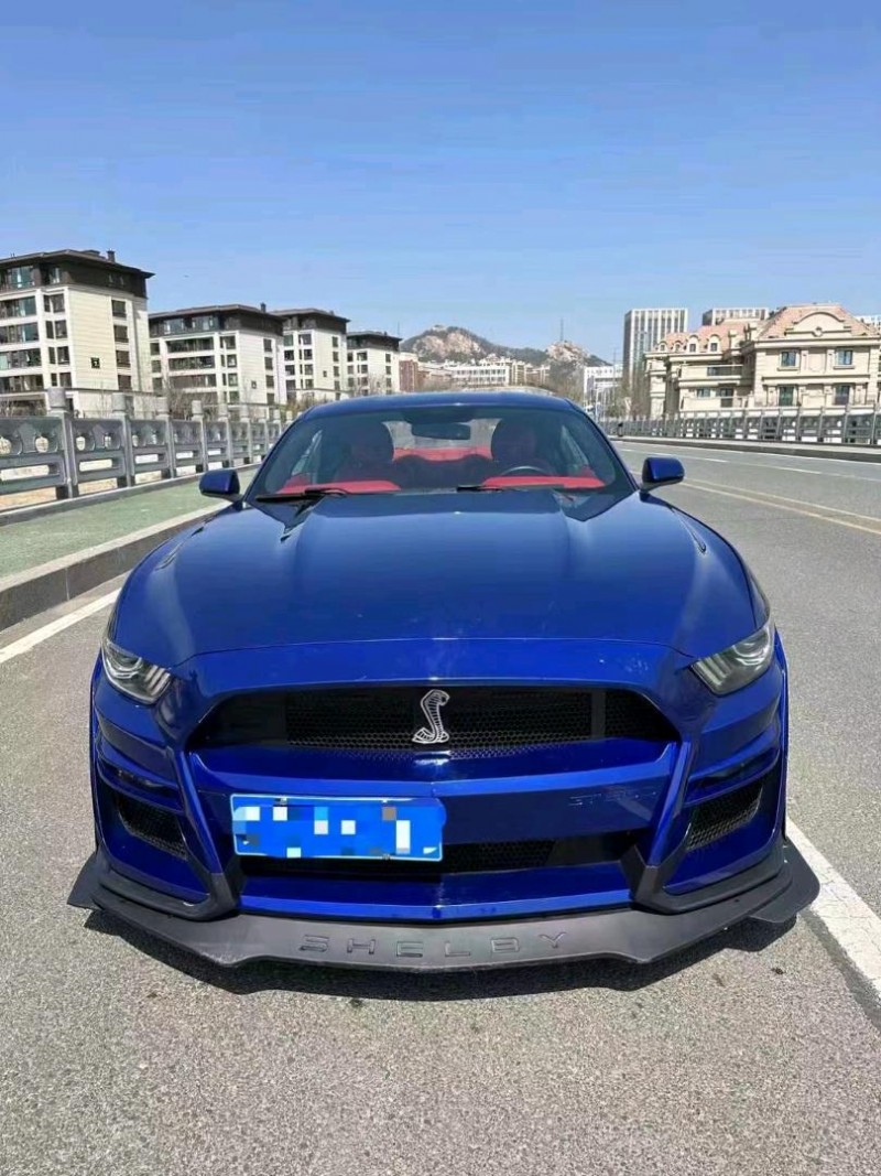 东营15年福特野马1