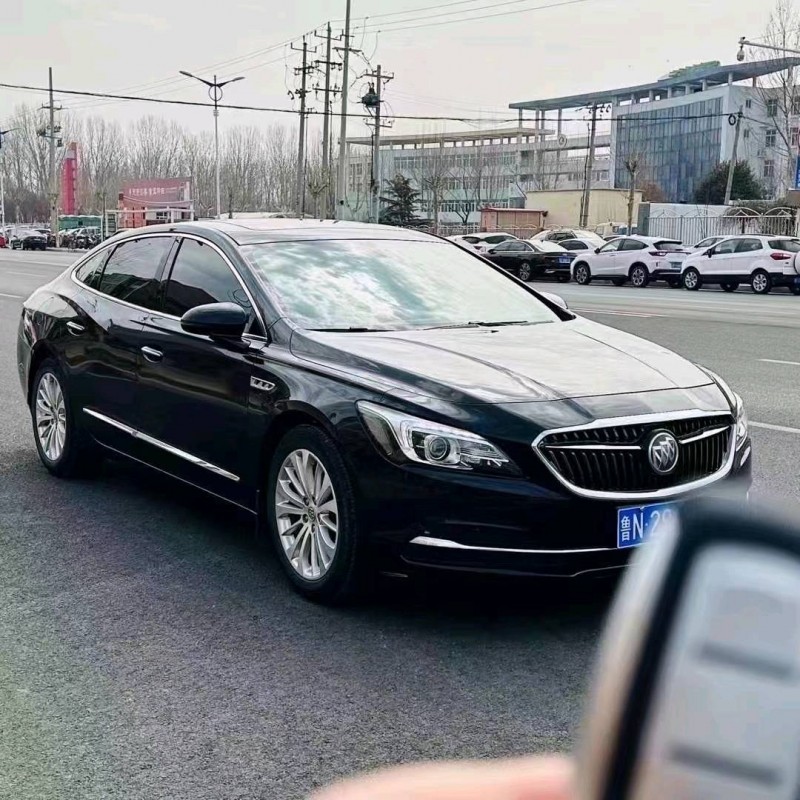 枣庄17年别克君越2