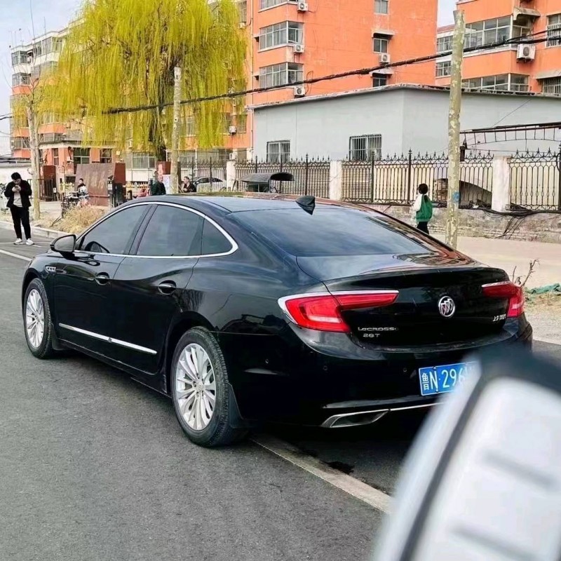 枣庄17年别克君越3