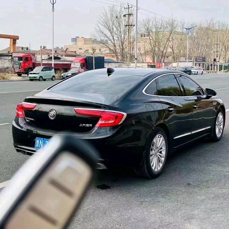 枣庄17年别克君越4