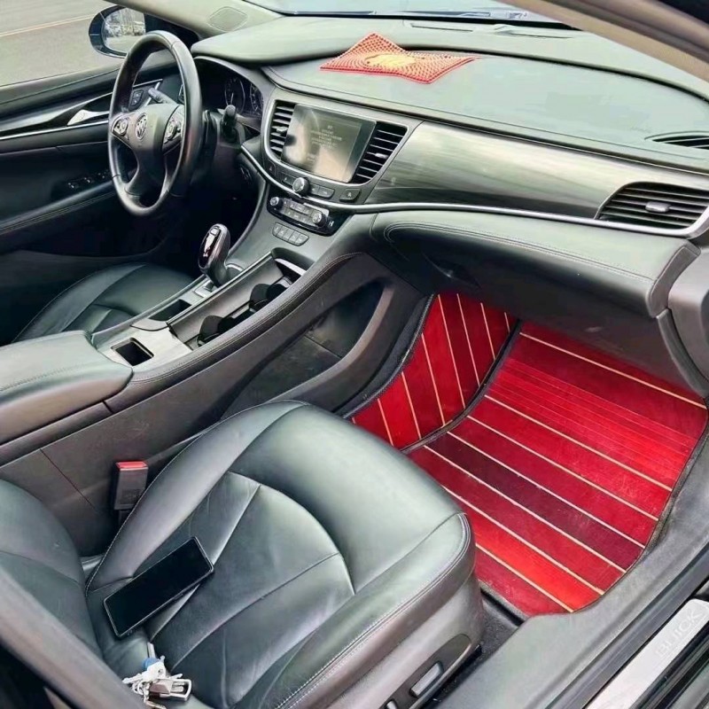 枣庄17年别克君越8