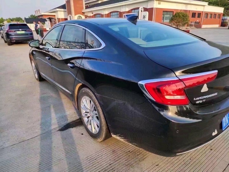 东营17年别克君越8