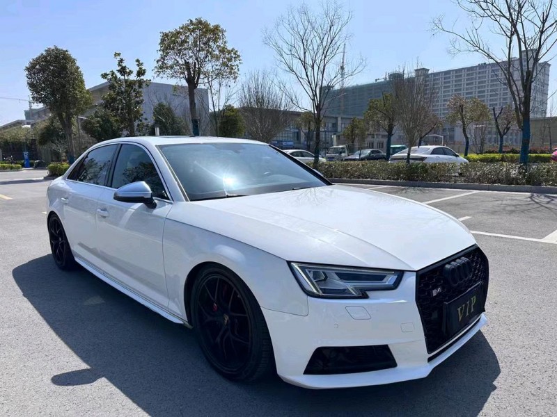 盐城17年奥迪A4L3