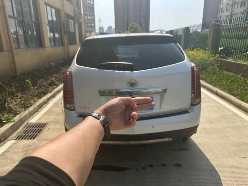 宜昌14年凱迪拉克SRX9