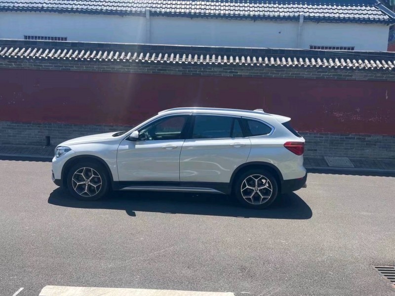 济宁18年宝马X18