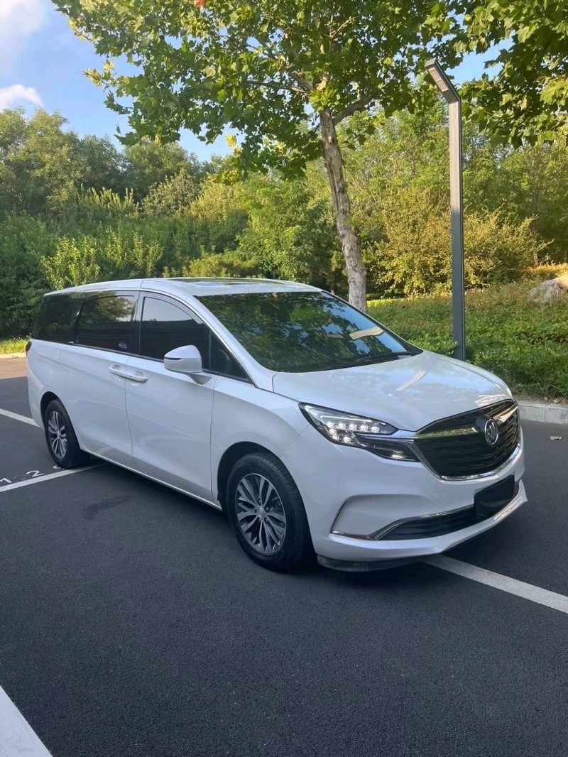 济宁20年别克GL82