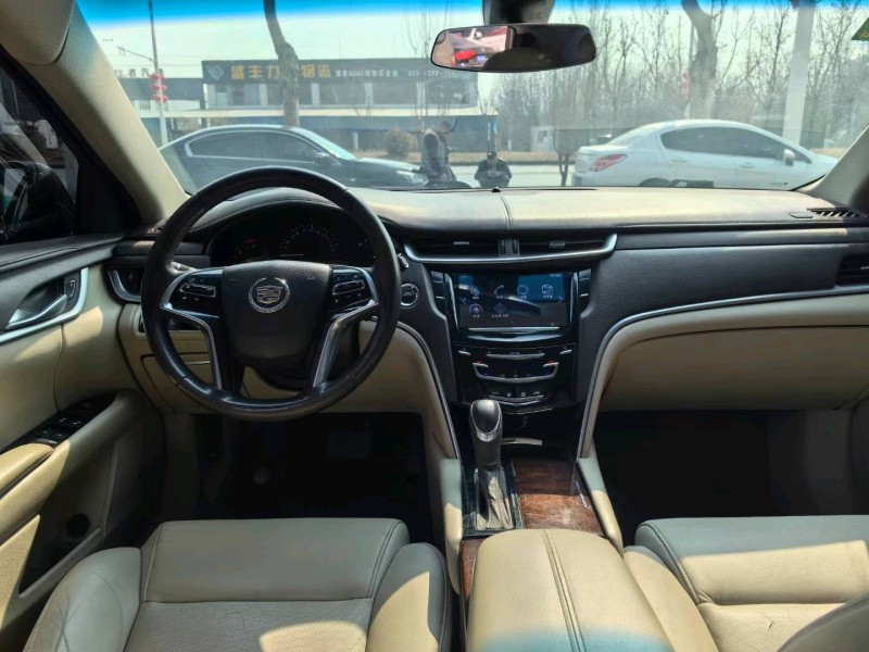 保定14年凯迪拉克XTS6