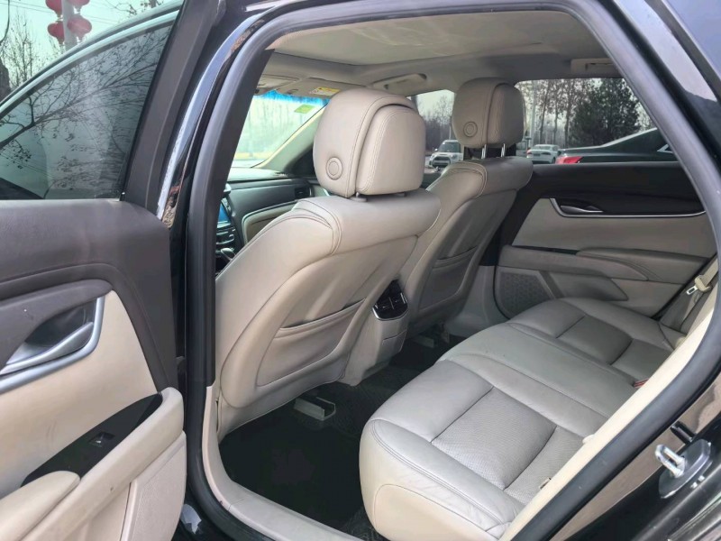 保定14年凯迪拉克XTS7