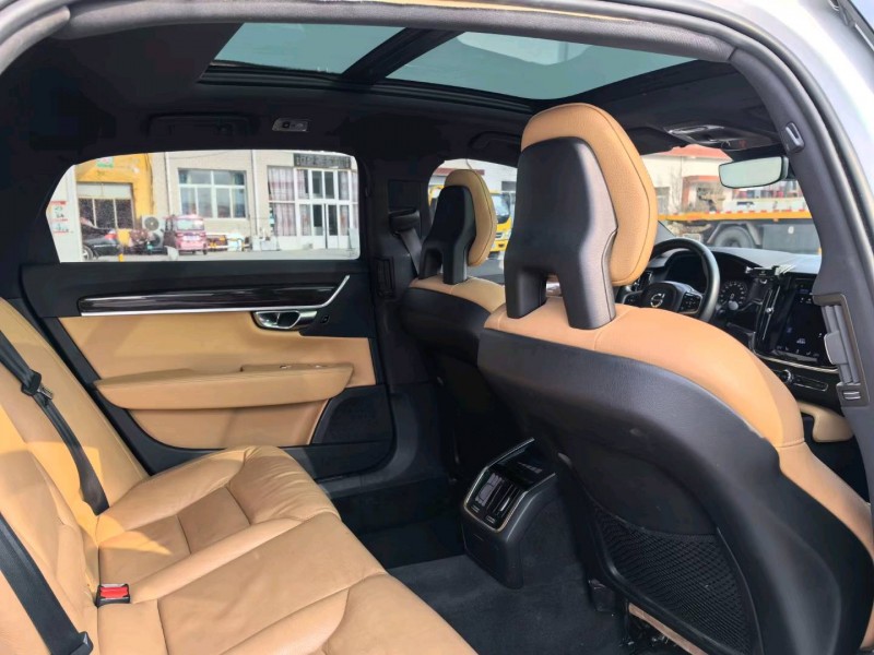 保定18年沃尔沃S906