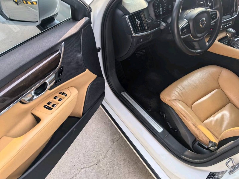 保定18年沃尔沃S907