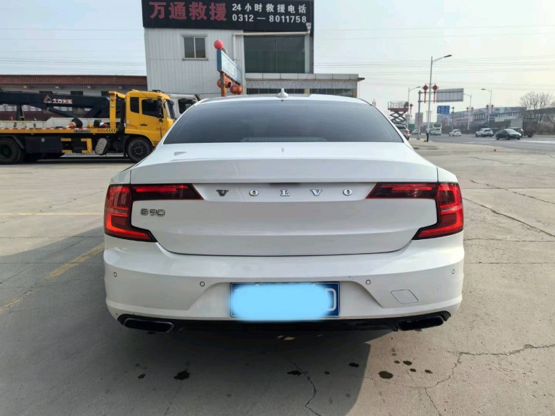 保定18年沃尔沃S909