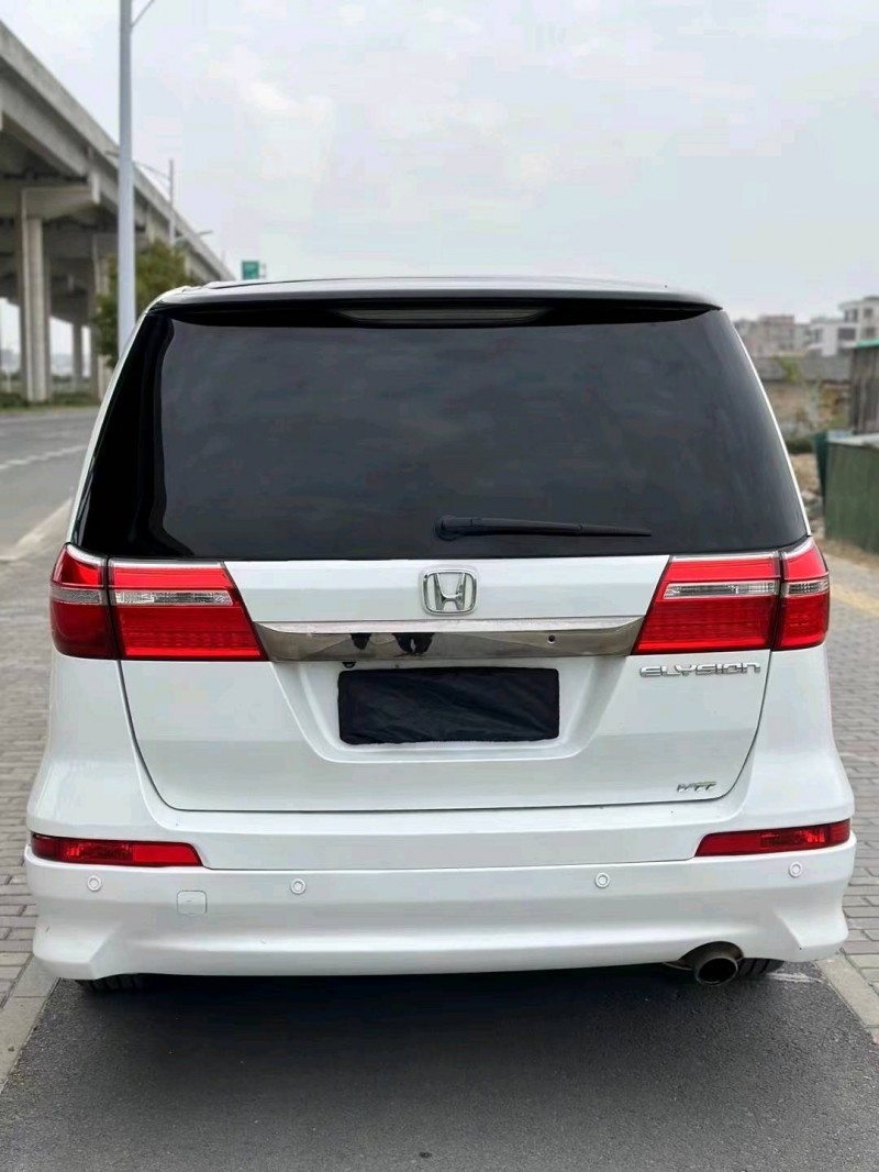 汕头13年本田艾力绅8