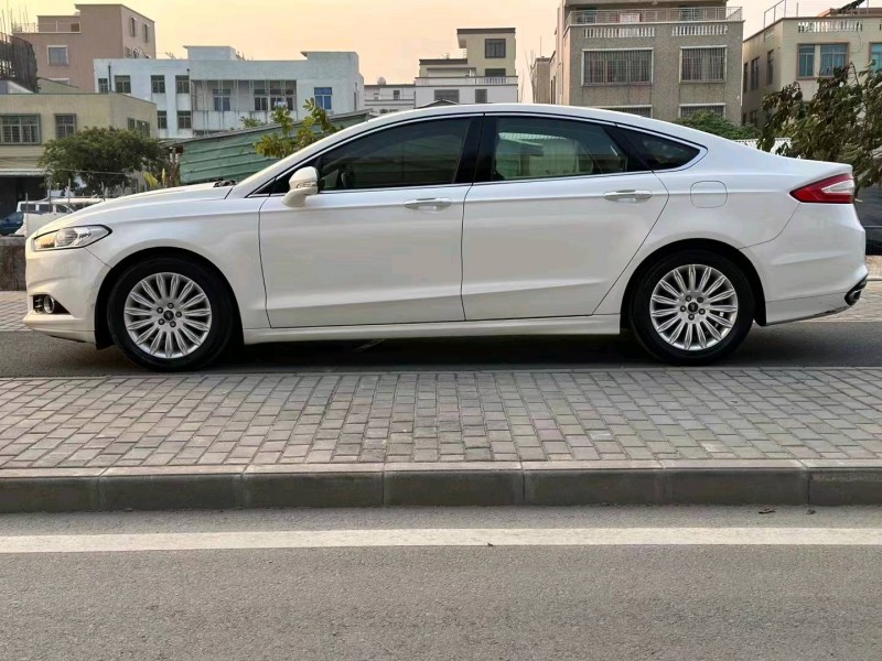 汕头16年福特蒙迪欧7