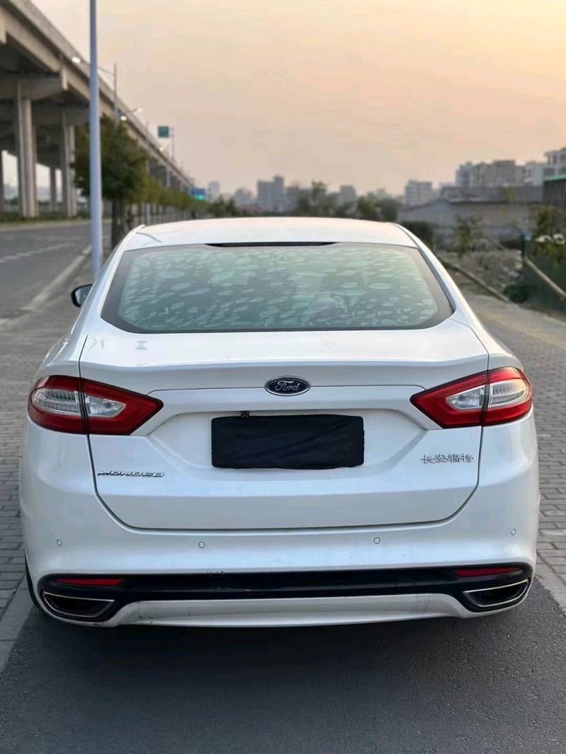 汕头16年福特蒙迪欧8