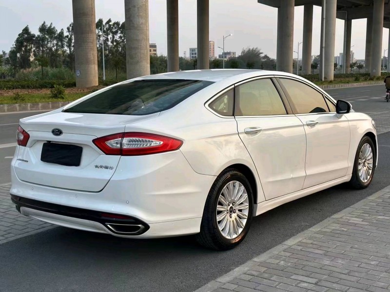 汕头16年福特蒙迪欧9