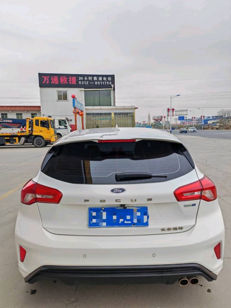 保定21年福特福克斯9
