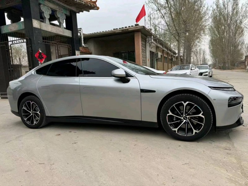 保定23年小鵬汽車p72