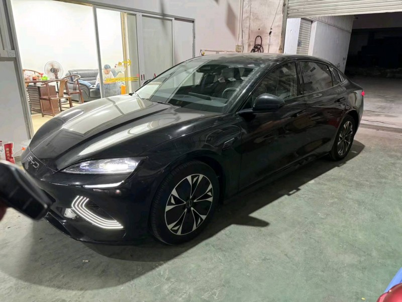 广州23年比亚迪海豹2