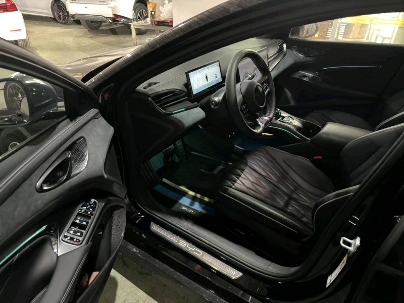 广州23年比亚迪海豹6