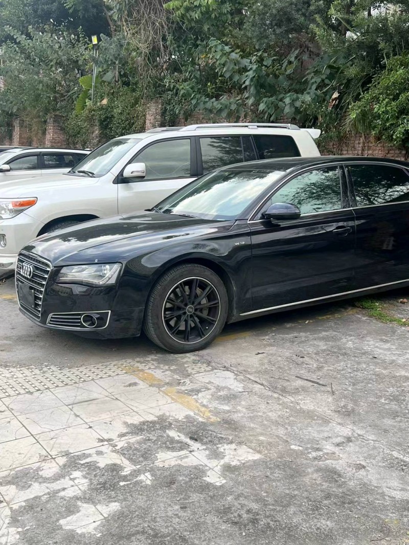 广州14年奥迪A8L3