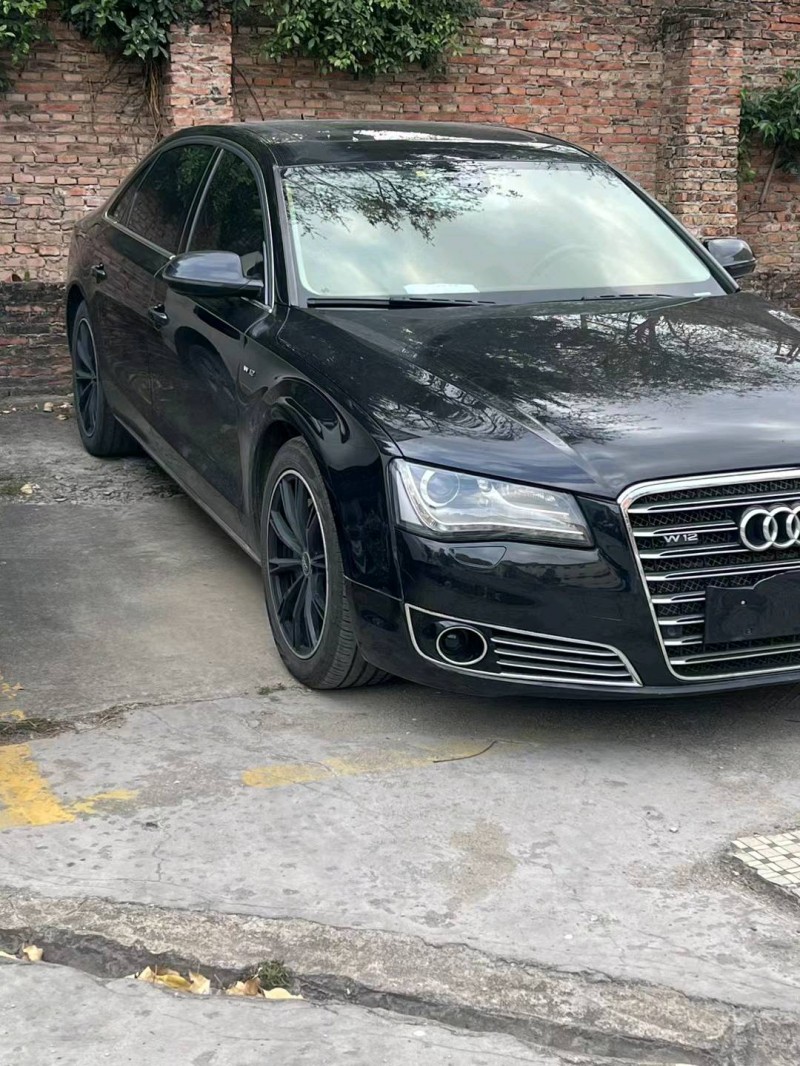 广州14年奥迪A8L9