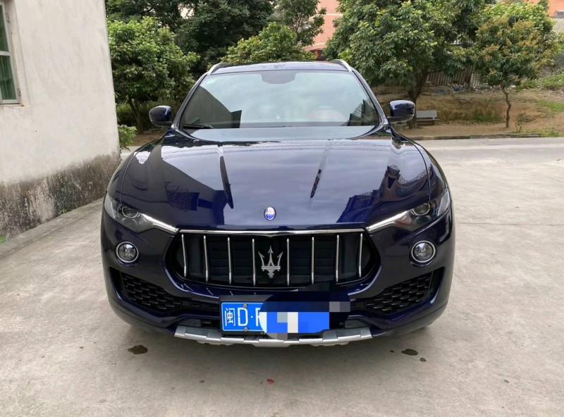 广州17年玛莎拉蒂Levante1
