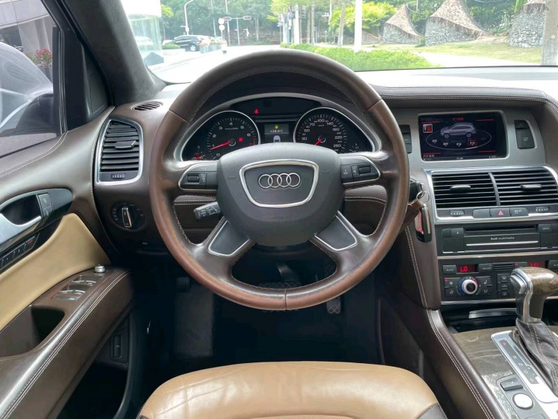 广州14年奥迪Q75