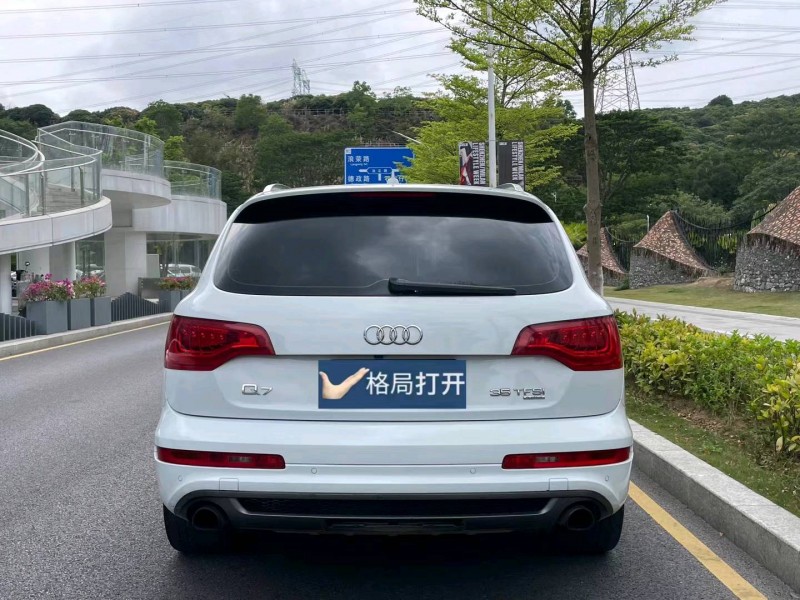广州14年奥迪Q79