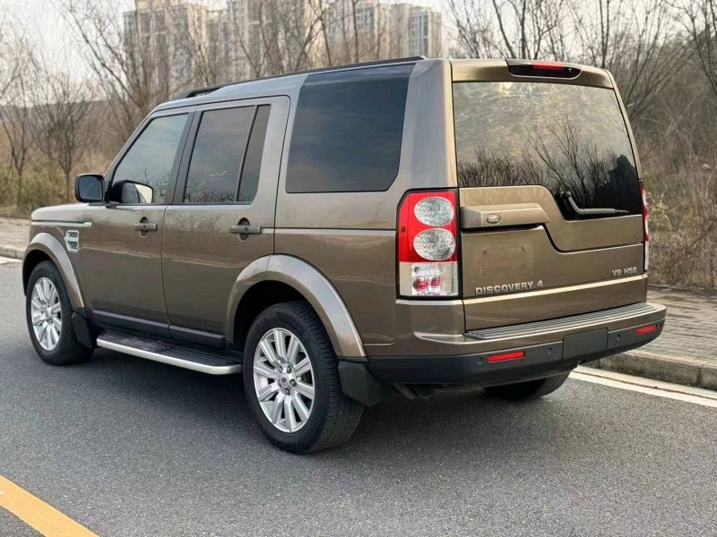 东营12年路虎发现4