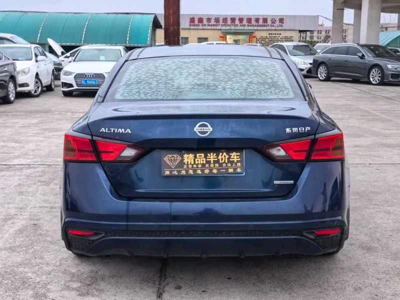 东莞20年日产天籁8
