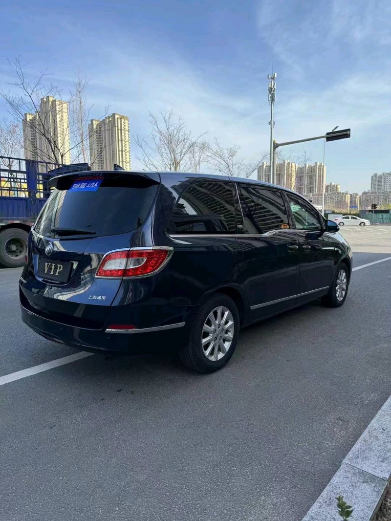 枣庄12年别克GL85