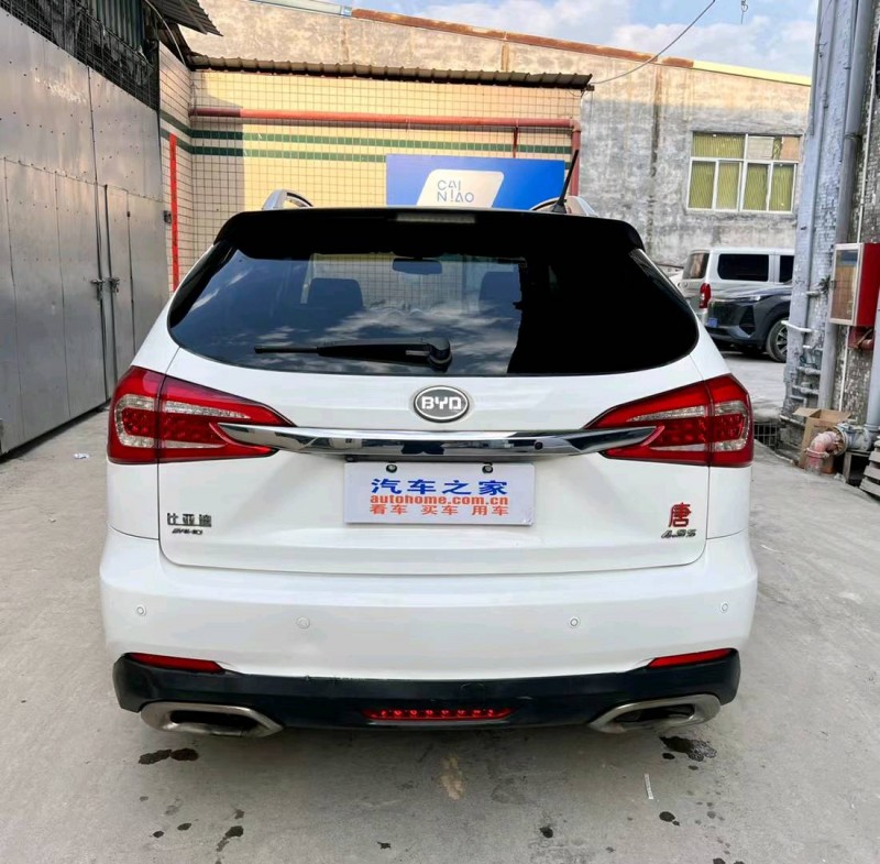 珠海16年比亚迪唐6