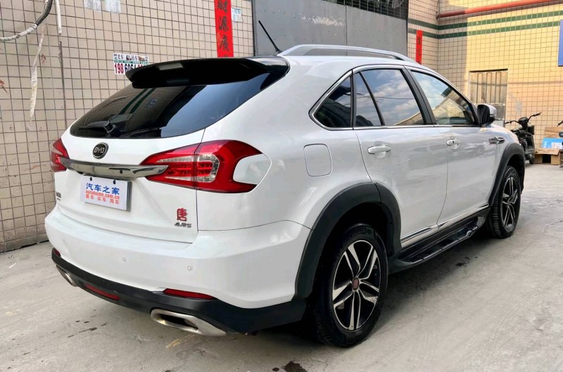 珠海16年比亚迪唐7