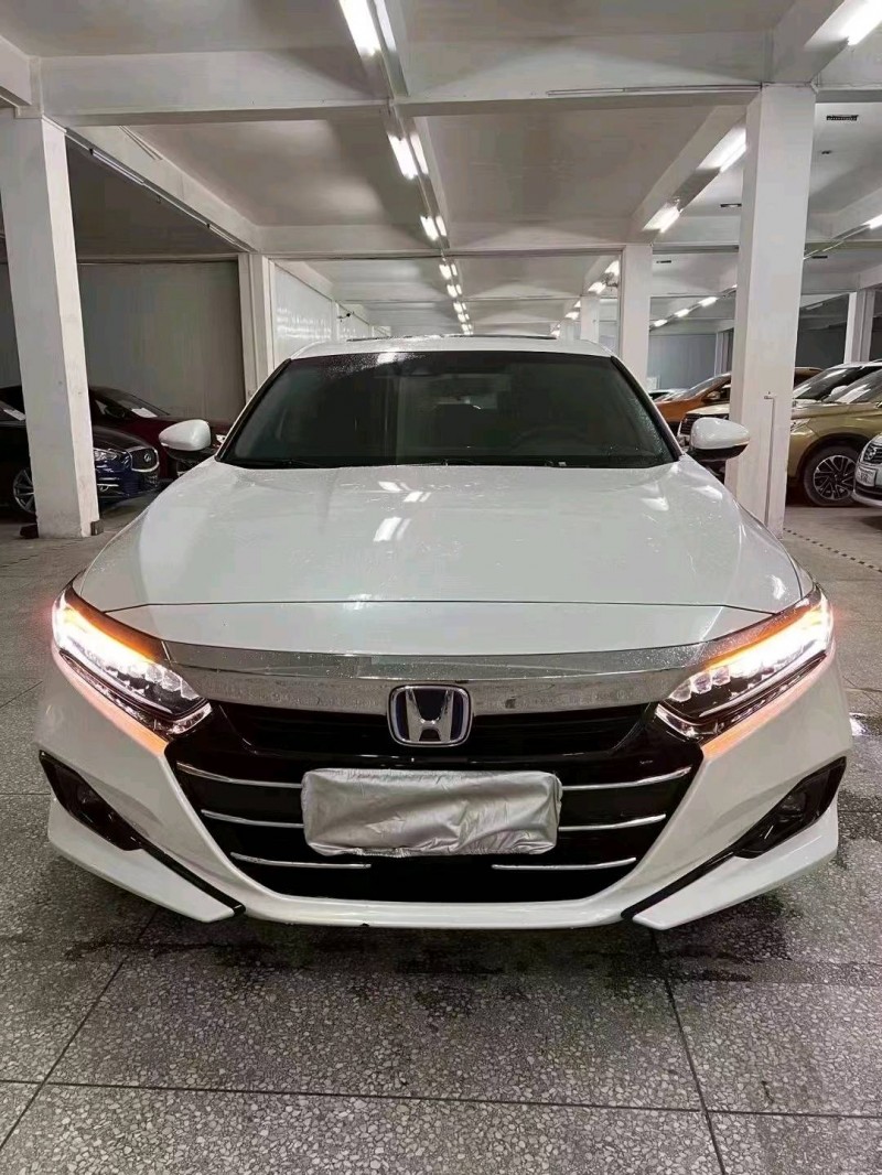 珠海21年本田雅阁1