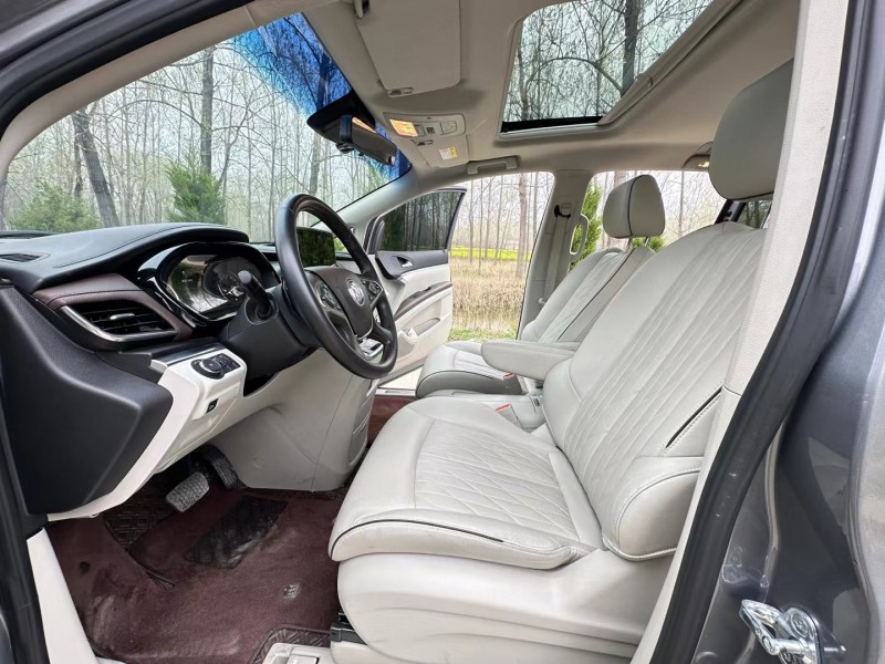 徐州21年别克GL86