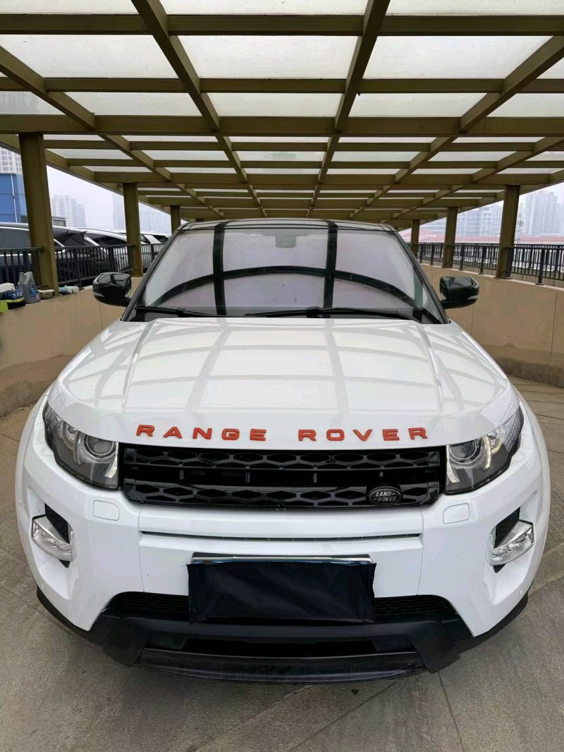 苏州14年路虎极光1