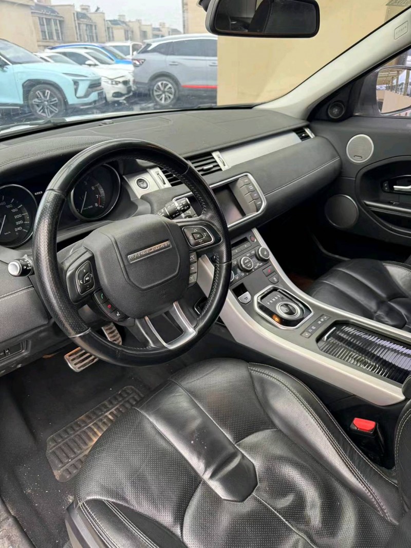 苏州14年路虎极光5