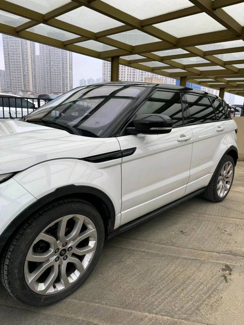 苏州14年路虎极光8