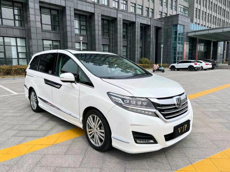 盐城16年本田艾力绅2