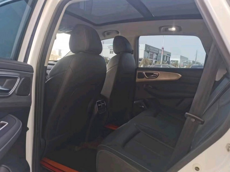 保定22年荣威RX56