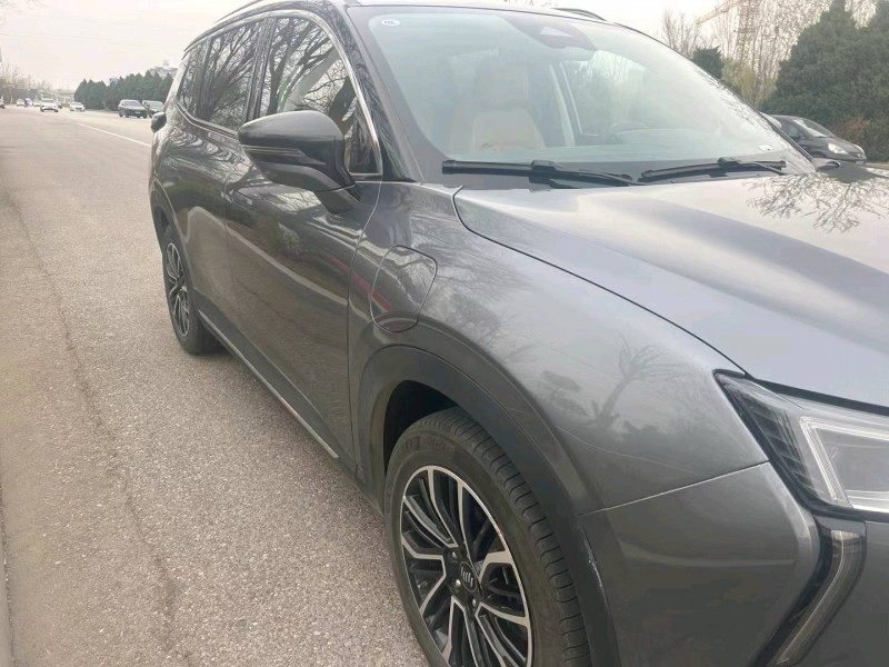 太原23年威馬汽車W63