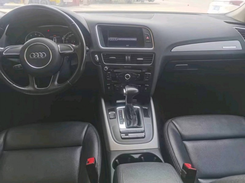 保定16年奥迪Q57