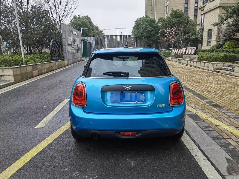 蘇州18年MINICOUNTRYMAN7