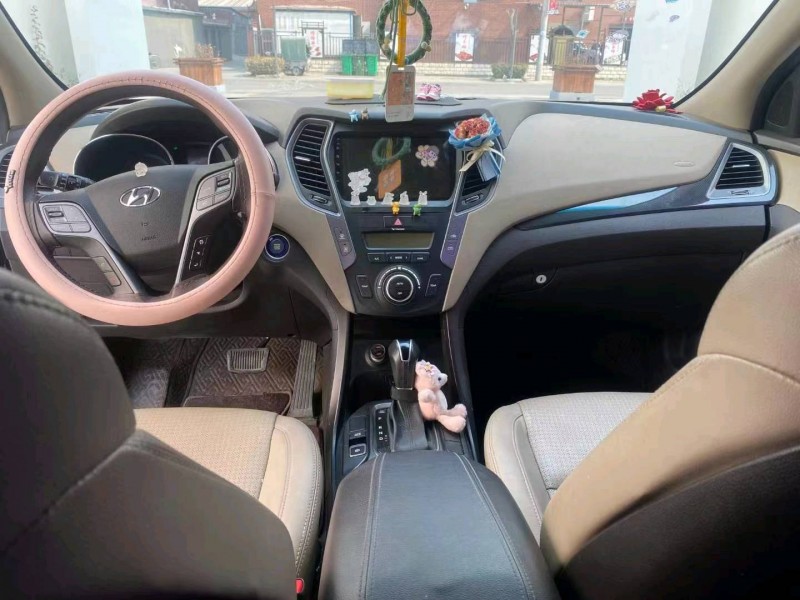 廊坊15年现代新胜达5